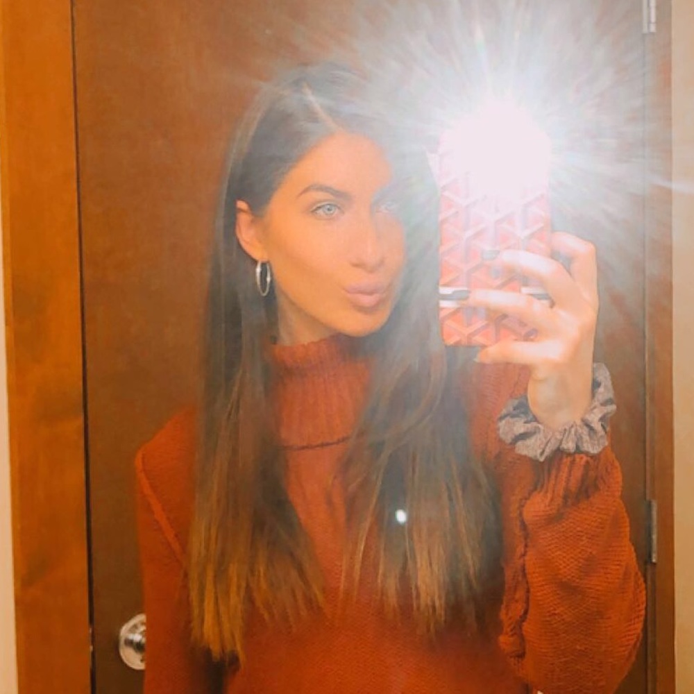 Meet your Posher, Nicole